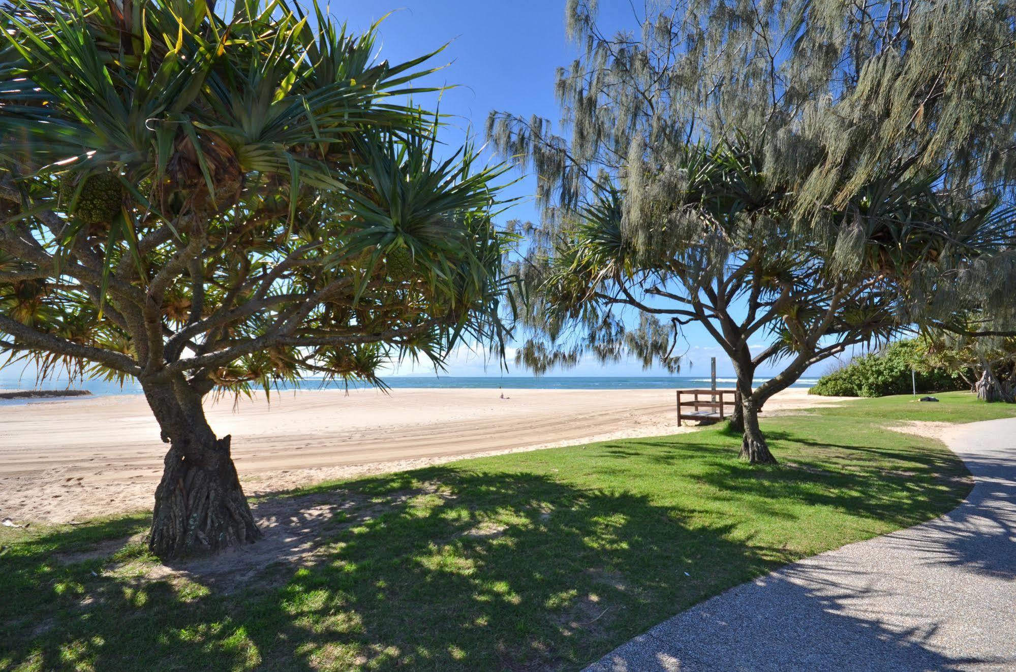 Raintrees Moffat Beach Caloundra Exterior photo